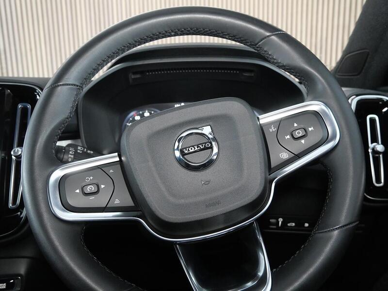 Used Volvo XC40 2022 for sale - 77840684: Photo 37