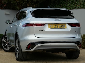 Used Jaguar F-Pace 2022 for sale - 77046227: Photo