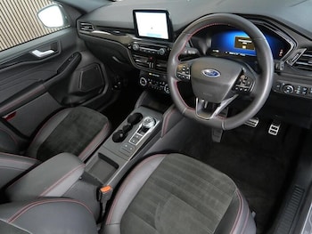 Used Ford Kuga 2024 for sale - 79005539: Photo