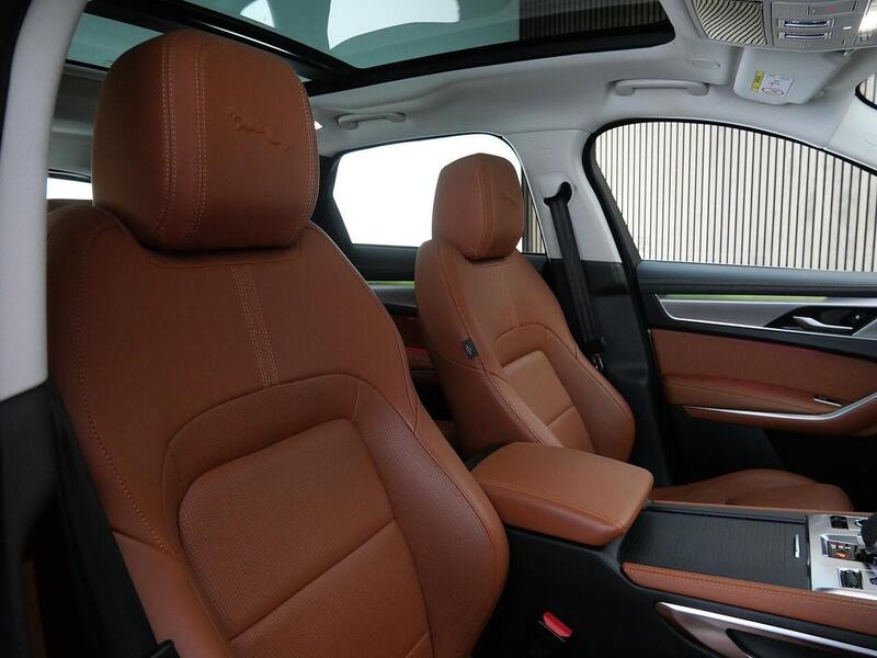 Used Jaguar F-Pace 2022 for sale - 77840764: Photo 33