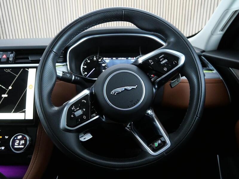 Used Jaguar F-Pace 2022 for sale - 77840764: Photo 38