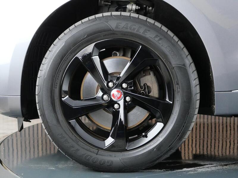 Used Jaguar F-Pace 2022 for sale - 77840764: Photo 47