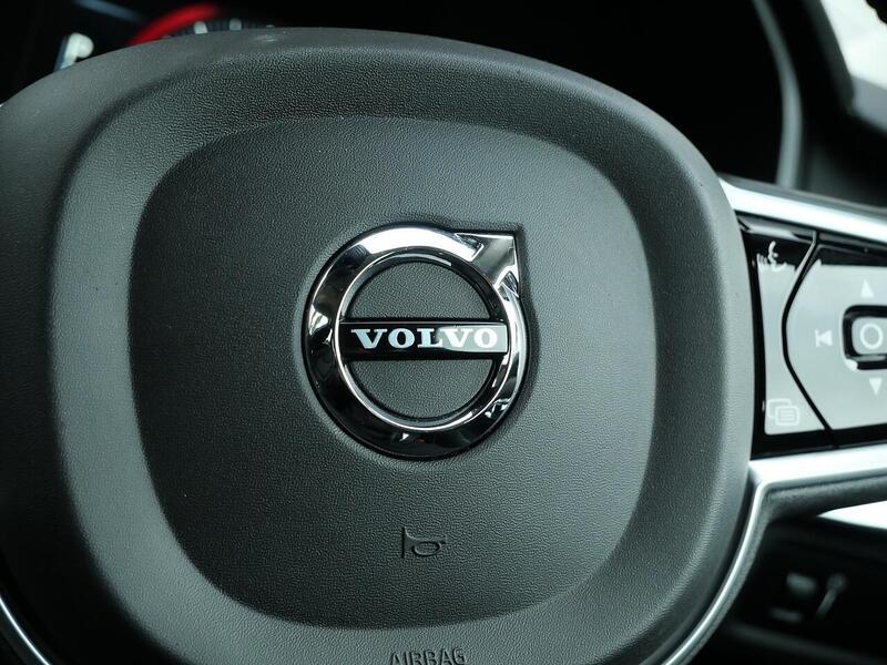 Used Volvo V90 Cross Country 2018 for sale - 76267487: Photo 26