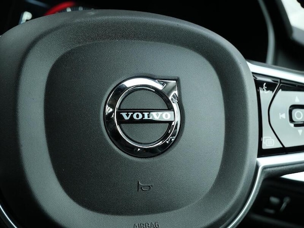 Used Volvo V90 Cross Country 2018 for sale - 76267487: Photo 26