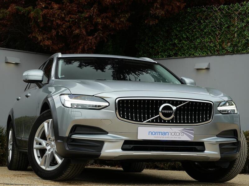 Used Volvo V90 Cross Country 2018 for sale - 76267487: Photo 6