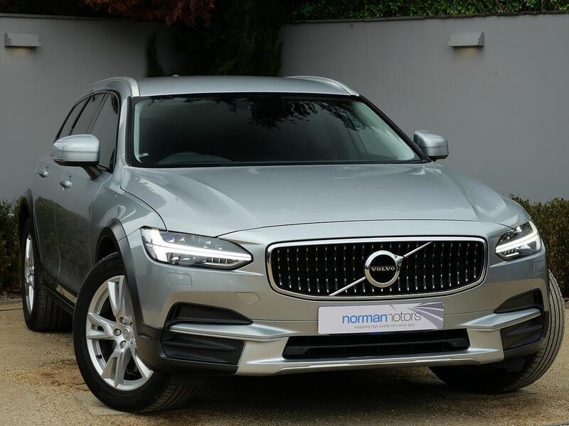 Used Volvo V90 Cross Country 2018 for sale - 76267487: Photo 9