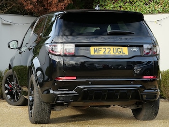 Used Land Rover Discovery Sport 2022 for sale - 76962845: Photo