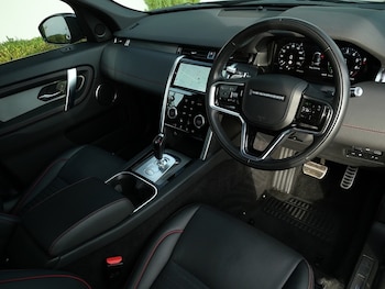 Used Land Rover Discovery Sport 2022 for sale - 76962845: Photo