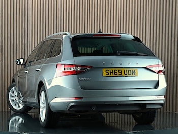 Used Skoda Superb 2019 for sale - 78272895: Photo