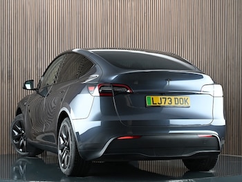 Used Tesla Model Y 2023 for sale - 77840727: Photo