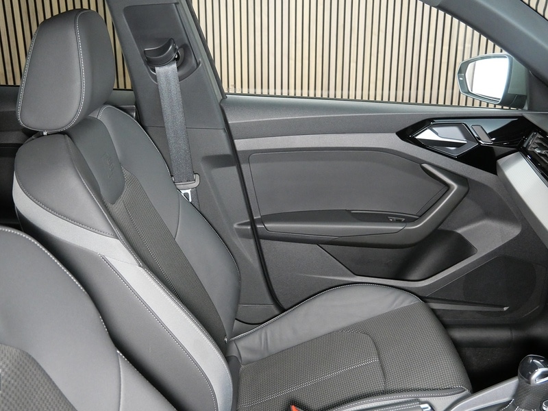 Used Audi A1 2024 for sale - 78083712: Photo 32