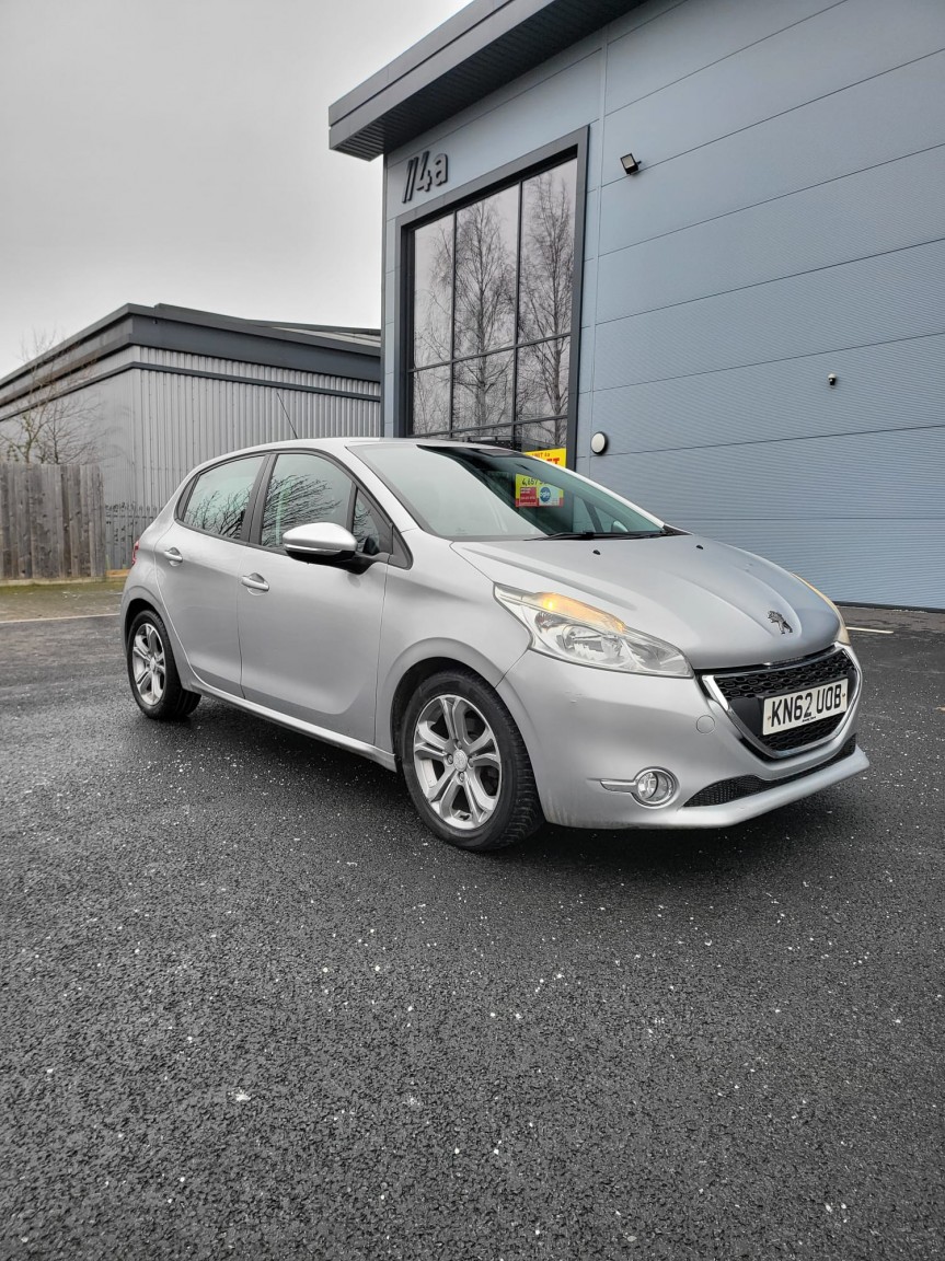 Used Peugeot 208 2012 for sale - 77802664: Photo 9