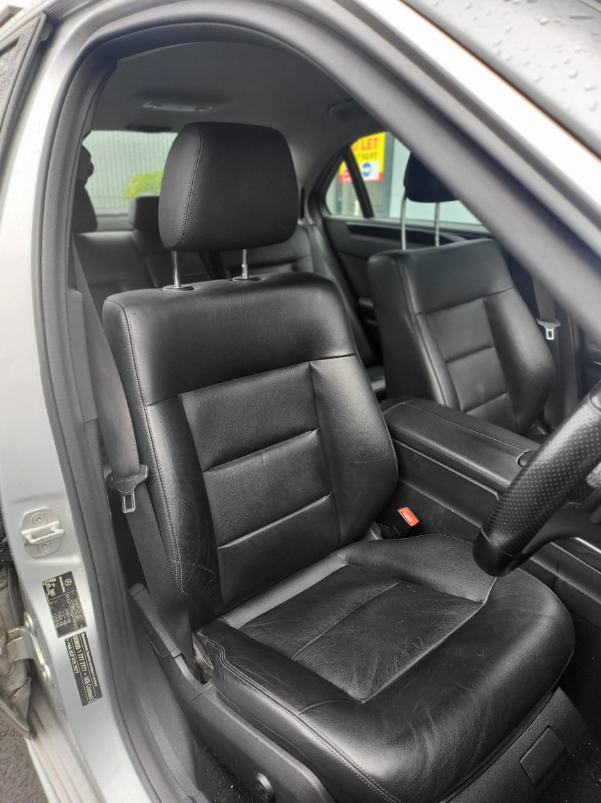 Used Mercedes-Benz E Class 2013 for sale - 77897778: Photo 13