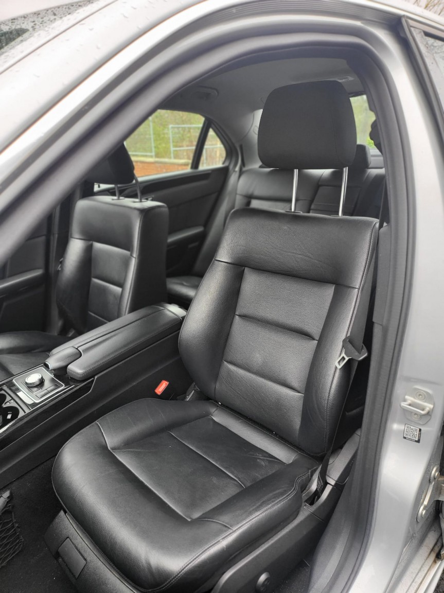 Used Mercedes-Benz E Class 2013 for sale - 77897778: Photo 17