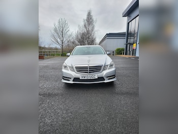 Used Mercedes-Benz E Class 2013 for sale - 77897778: Photo
