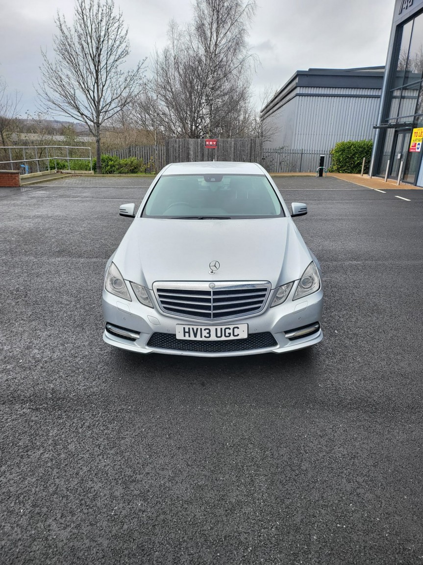 Used Mercedes-Benz E Class 2013 for sale - 77897778: Photo 2