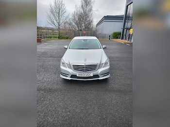 Used Mercedes-Benz E Class 2013 for sale - 77897778: Photo