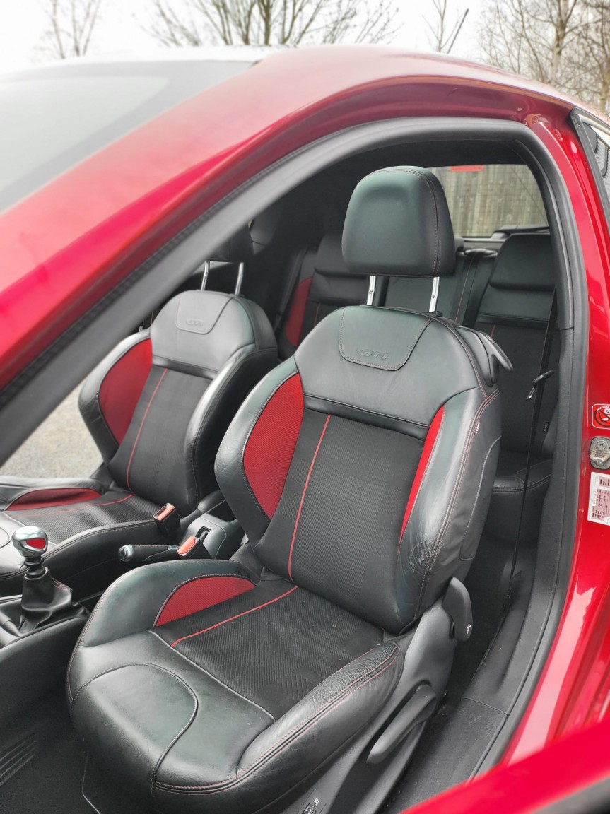 Used Peugeot 208 2014 for sale - 77802662: Photo 20