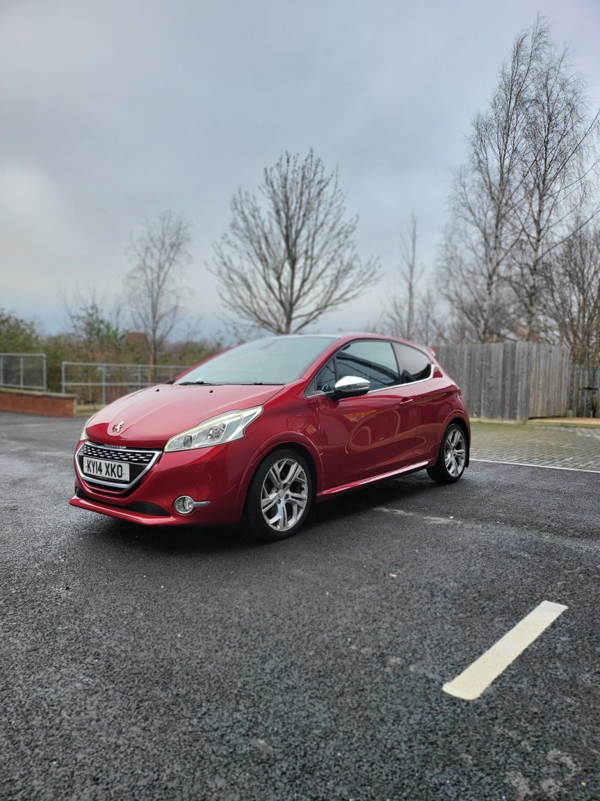 Used Peugeot 208 2014 for sale - 77802662: Photo 3
