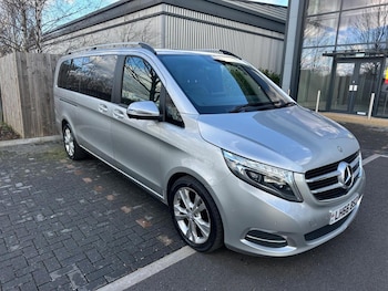 Used Mercedes-Benz V-Class 2016 for sale - 78577860: Photo