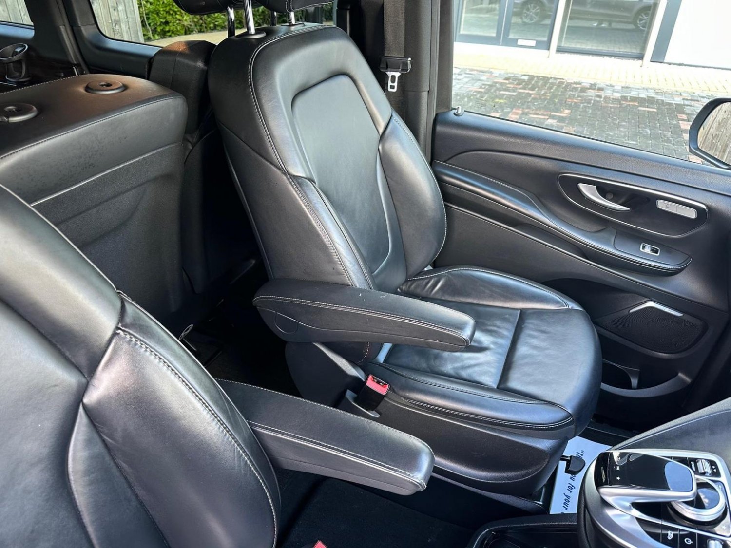 Used Mercedes-Benz V-Class 2016 for sale - 77626970: Photo 22