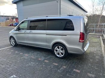 Used Mercedes-Benz V-Class 2016 for sale - 77626970: Photo