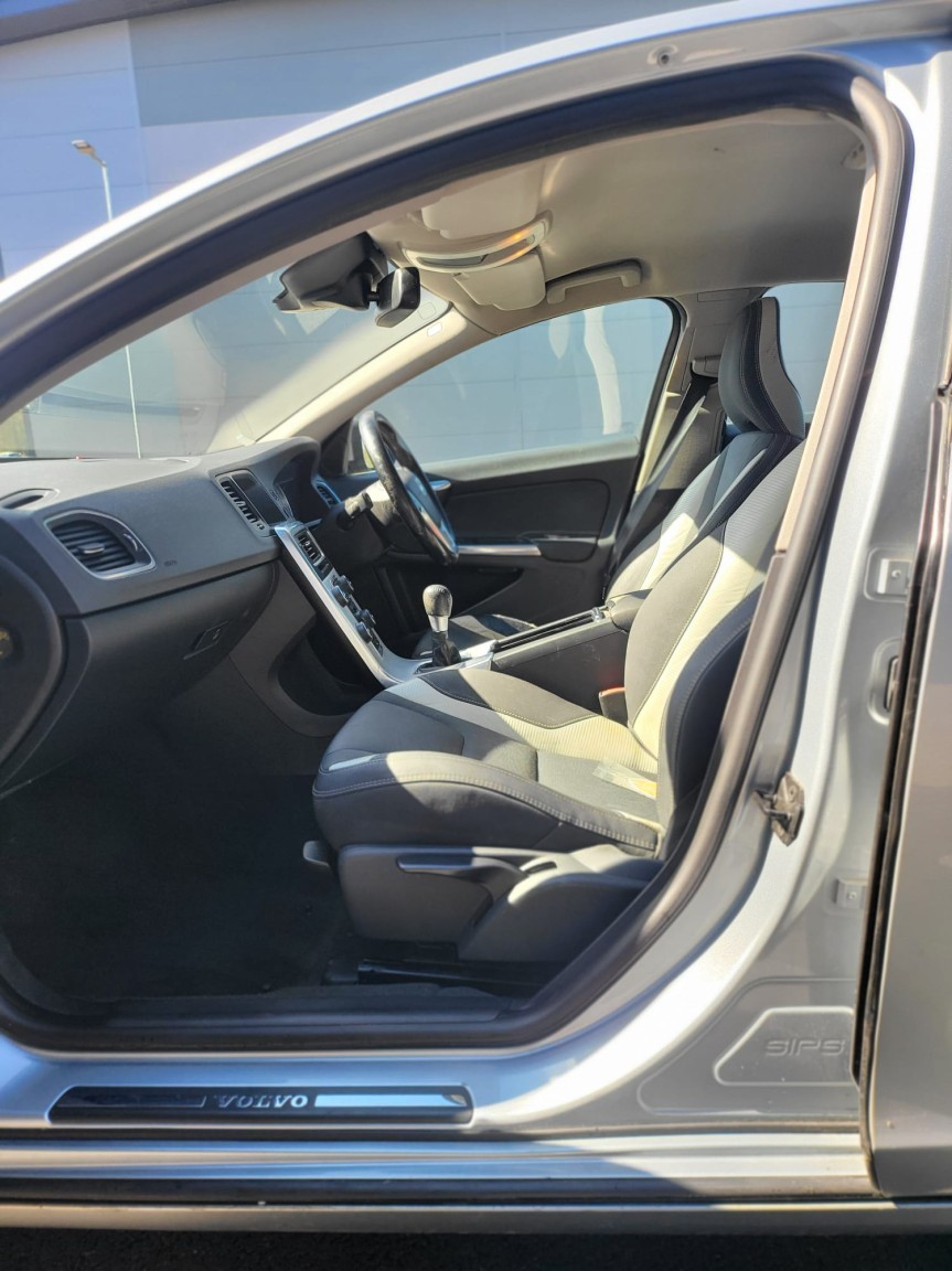 Used Volvo S60 2012 for sale - 78145807: Photo 17