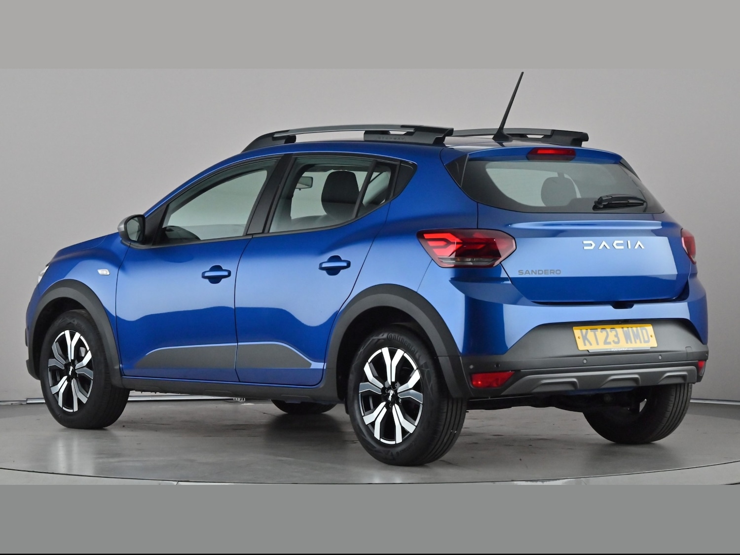 Used Dacia Sandero Stepway 2023 for sale - 77729365: Photo 2