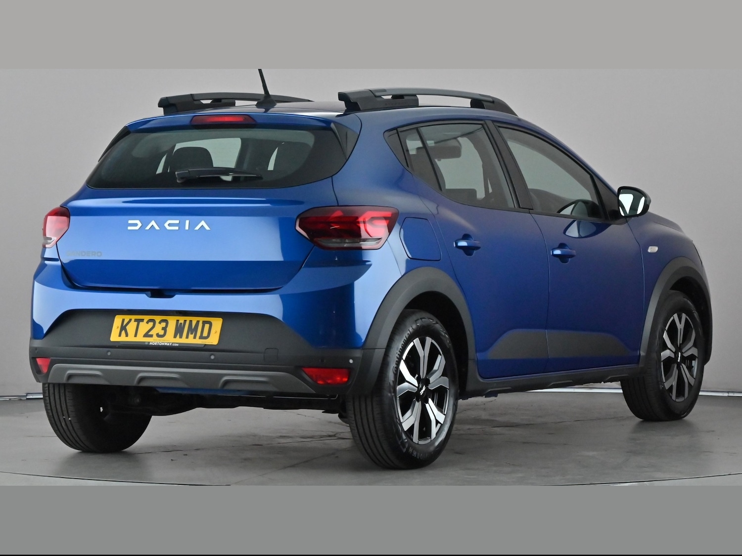 Used Dacia Sandero Stepway 2023 for sale - 77729365: Photo 9