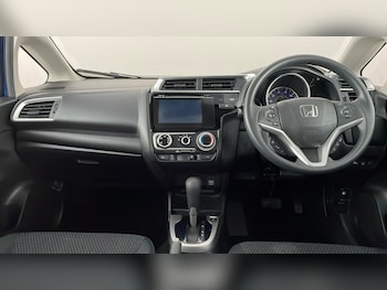 Used Honda Jazz 2019 for sale - 75648494: Photo
