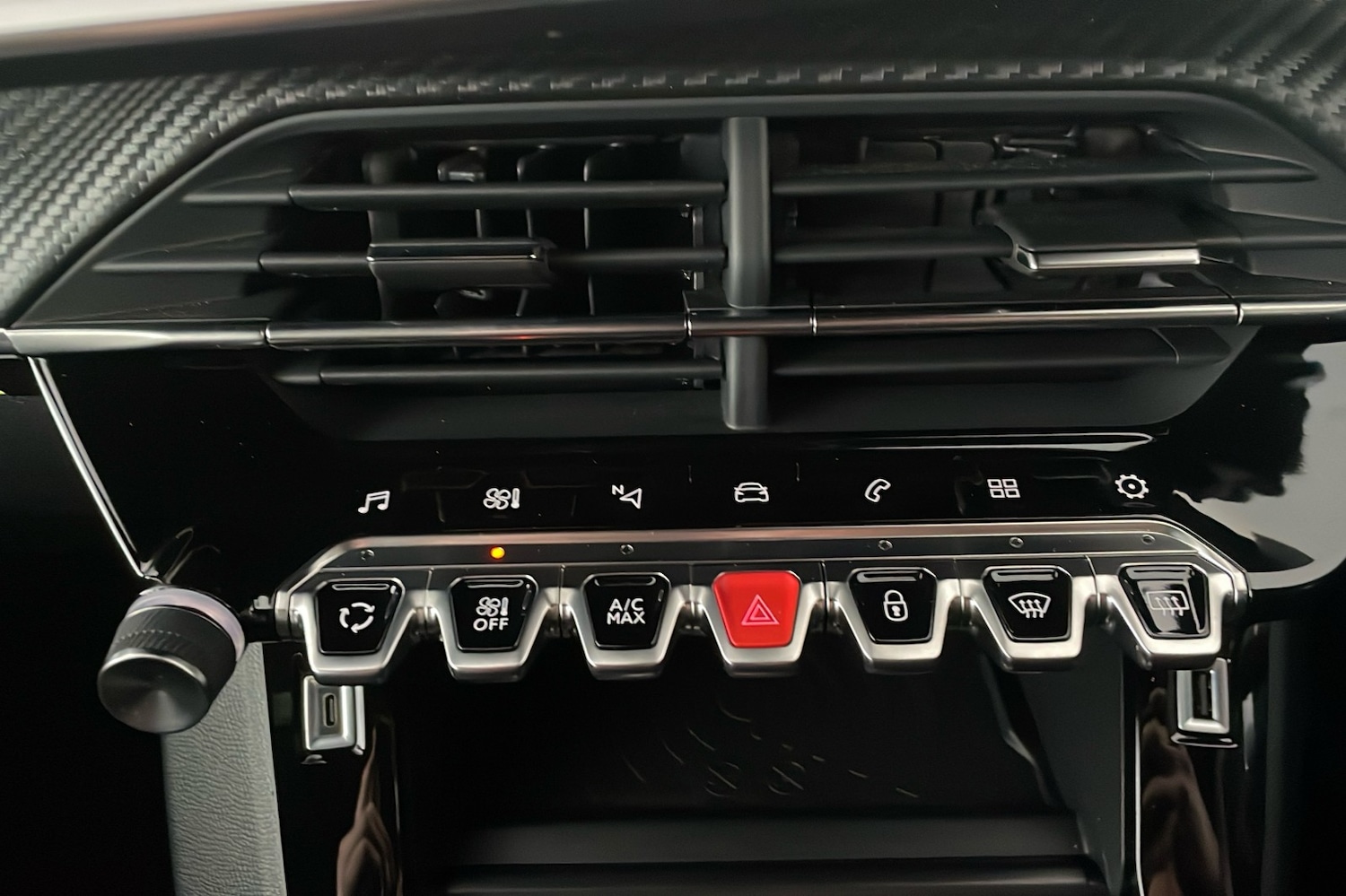 Used Peugeot 2008 for sale - 77729390: Photo 16