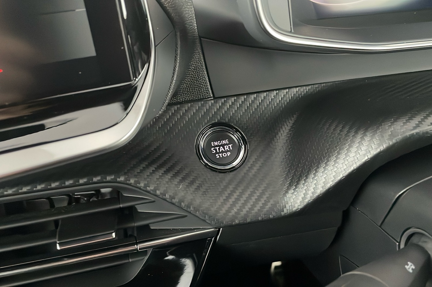 Used Peugeot 2008 for sale - 77729390: Photo 21