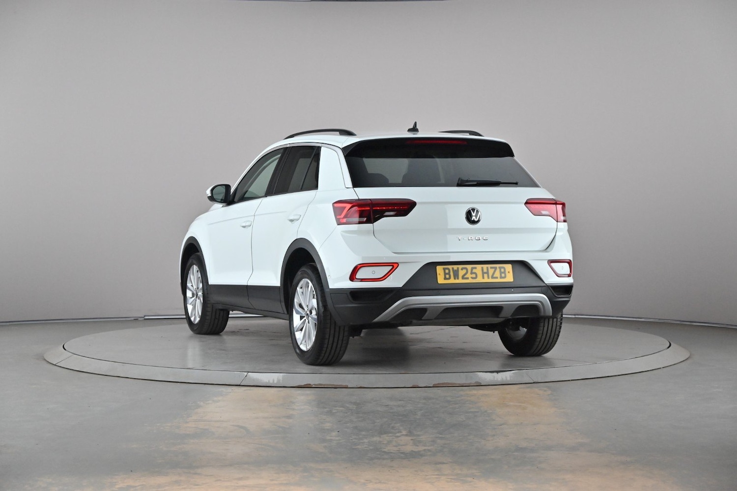 Used Volkswagen T-Roc 2025 for sale - 78182540: Photo 31