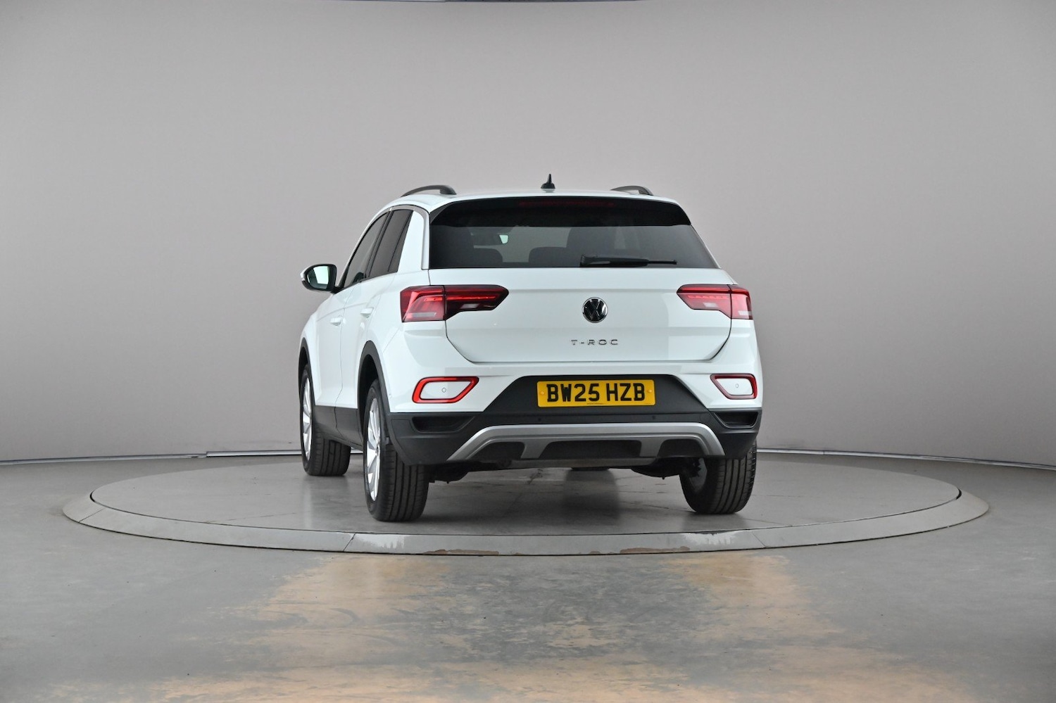 Used Volkswagen T-Roc 2025 for sale - 78182540: Photo 32