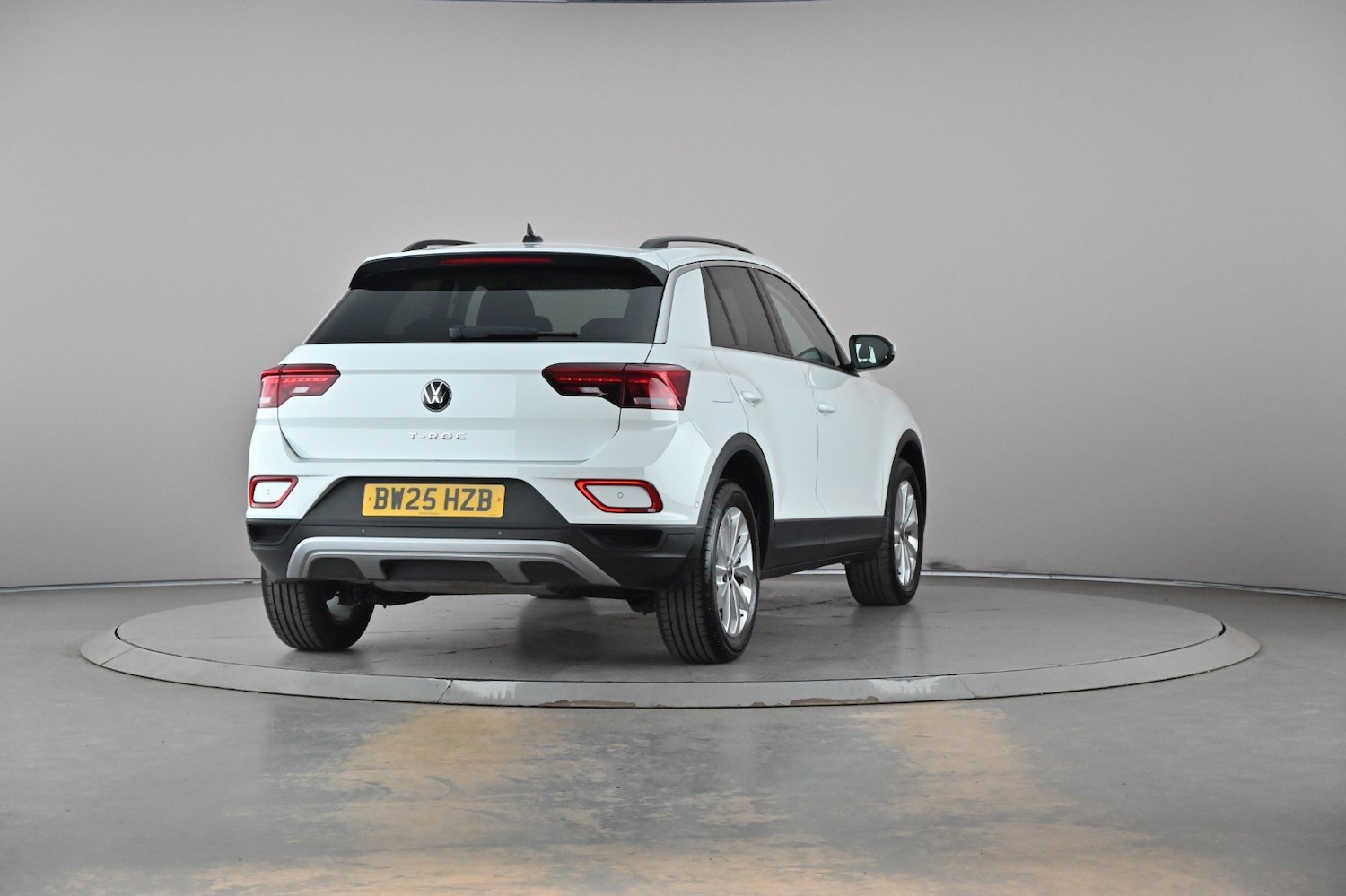Used Volkswagen T-Roc 2025 for sale - 78182540: Photo 35