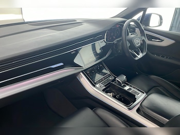 Used Audi Q7 2021 for sale - 78228562: Photo