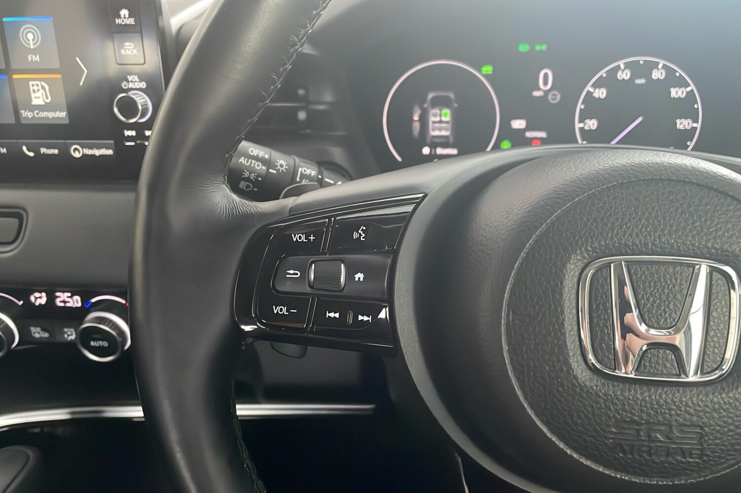 Used Honda HR-V 2022 for sale - 77729392: Photo 17