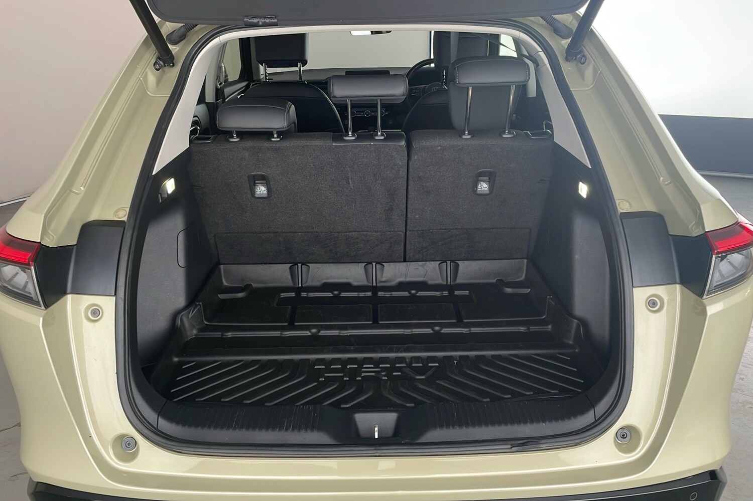 Used Honda HR-V 2022 for sale - 77729392: Photo 25