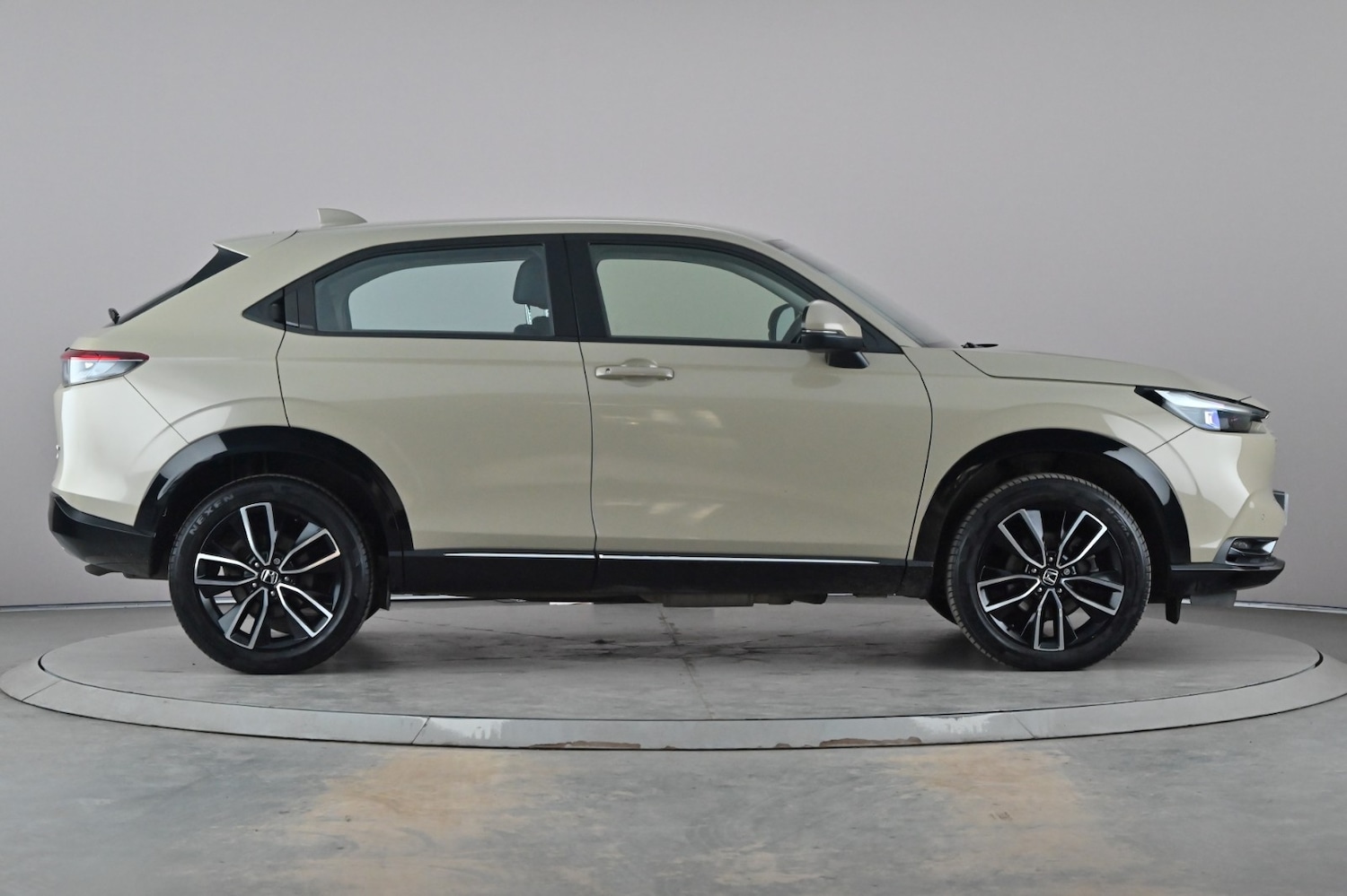 Used Honda HR-V 2022 for sale - 77729392: Photo 3