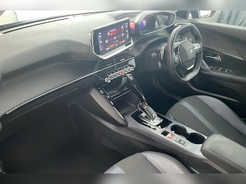 Used Peugeot 2008 2020 for sale - 78218237: Photo