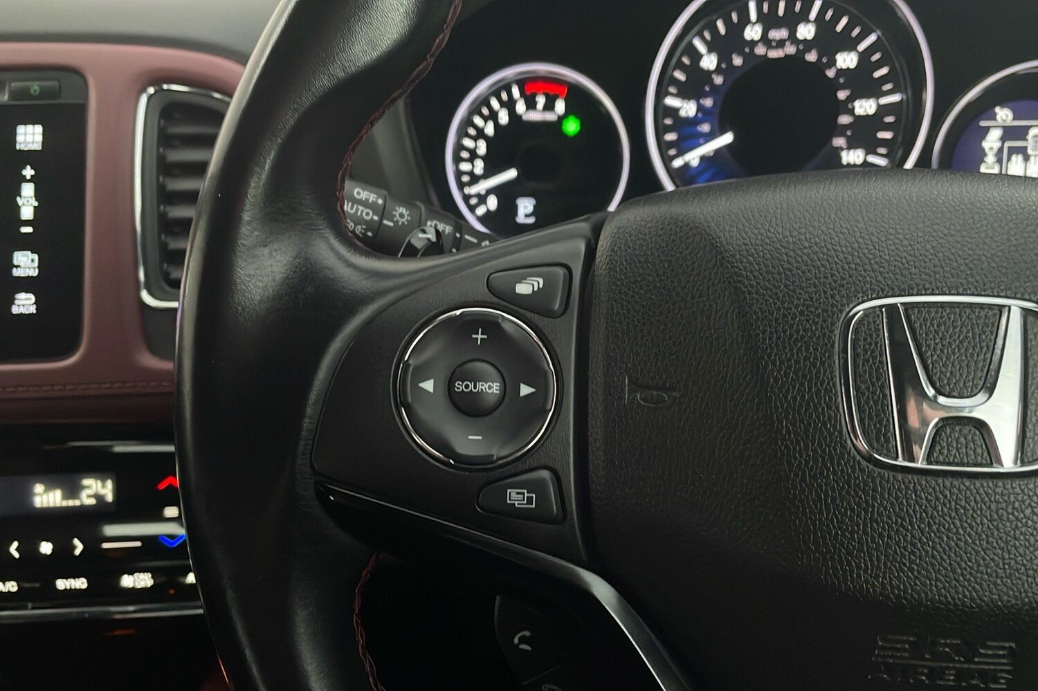 Used Honda HR-V for sale - 77729350: Photo 17