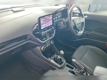 Used Ford Fiesta 2017 for sale - 79500216: Photo