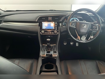 Used Honda Civic 2018 for sale - 78745838: Photo