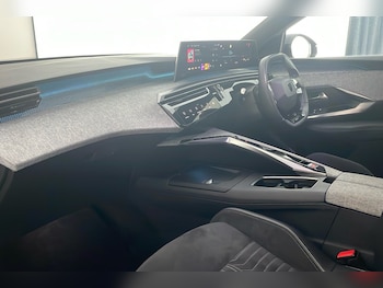 Used Peugeot 3008 2024 for sale - 79380882: Photo