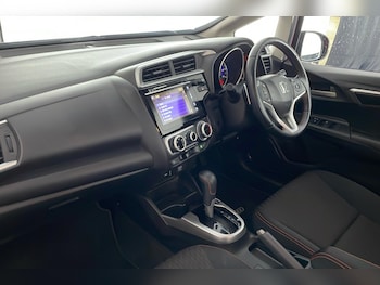 Used Honda Jazz 2019 for sale - 79005242: Photo