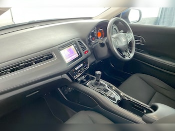 Used Honda HR-V 2016 for sale - 78532024: Photo