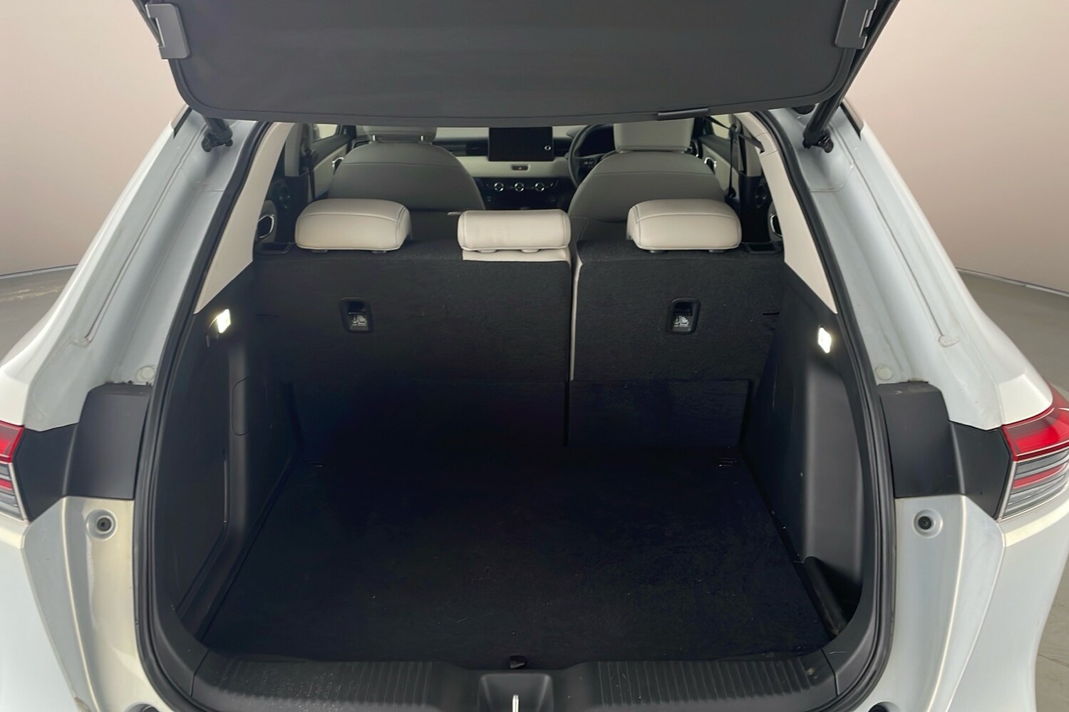 Used Honda HR-V 2025 for sale - 77729429: Photo 24