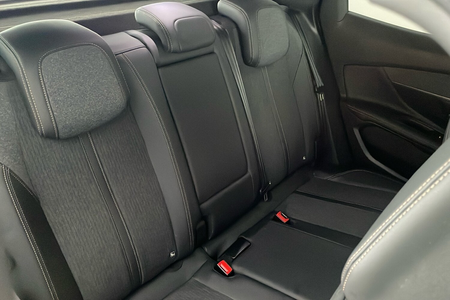 Used Peugeot 3008 for sale - 77729273: Photo 11