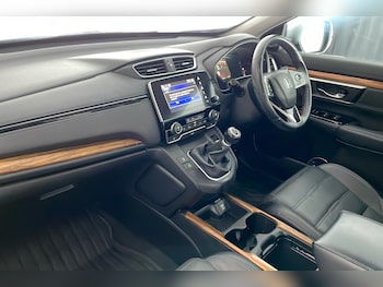Used Honda CR-V 2018 for sale - 79187475: Photo