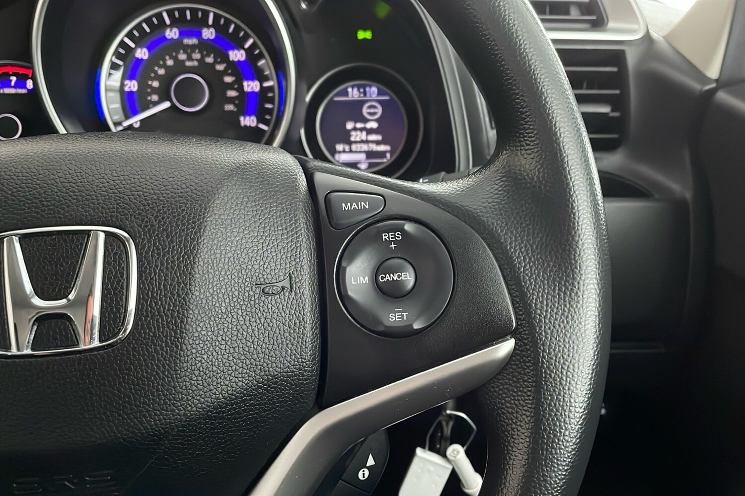 Used Honda Jazz for sale - 77729300: Photo 18